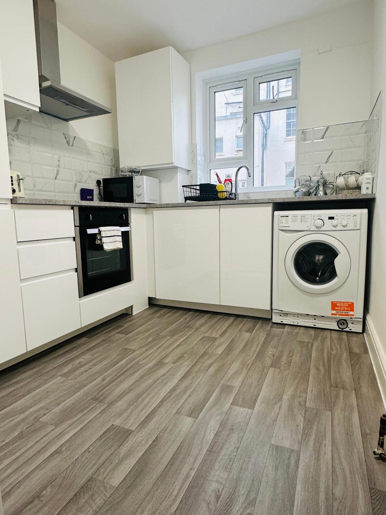 Bayswater Luxe Hyde Park 2Br Retreat * Londen